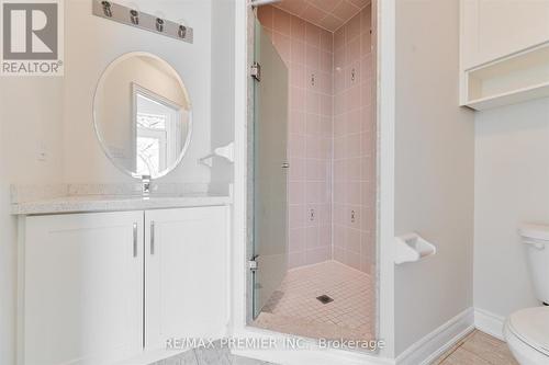 31 Cranbrook Crescent, Vaughan, ON - Indoor Photo Showing Bathroom