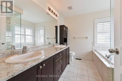 31 Cranbrook Crescent, Vaughan, ON - Indoor Photo Showing Bathroom