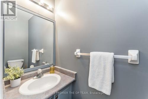 21 October Lane, Aurora (Aurora Grove), ON - Indoor Photo Showing Bathroom