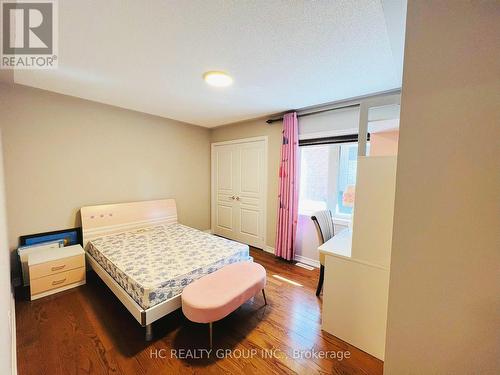 32 Stony Hill Boulevard, Markham (Victoria Manor-Jennings Gate), ON - Indoor Photo Showing Bedroom