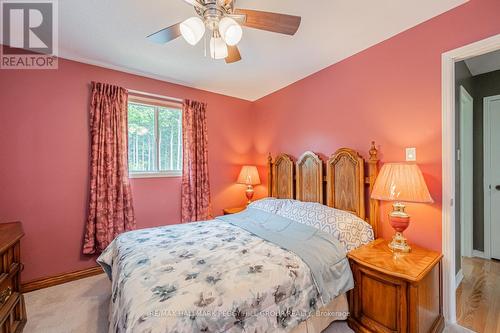 949 Roslyn Court, Midland, ON - Indoor Photo Showing Bedroom