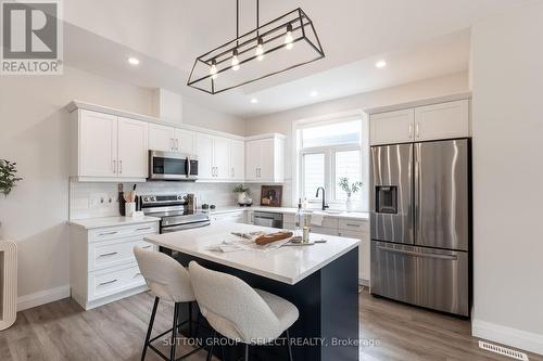 6 - 63 Compass Trail, Central Elgin (Port Stanley), ON - Indoor Photo Showing Kitchen With Stainless Steel Kitchen