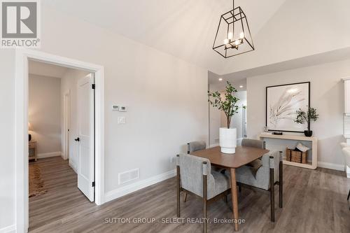 6 - 63 Compass Trail, Central Elgin (Port Stanley), ON - Indoor Photo Showing Dining Room