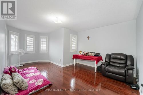 8 Goreridge Crescent, Brampton (Bram East), ON - Indoor