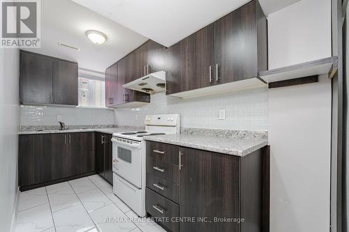 8 Goreridge Crescent, Brampton (Bram East), ON - Indoor Photo Showing Kitchen