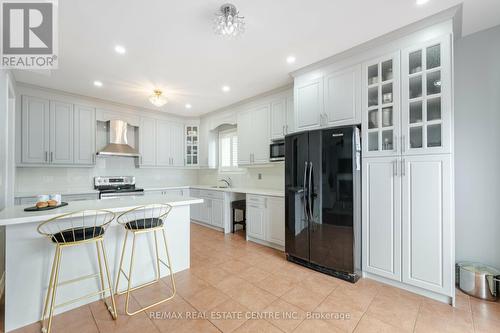 8 Goreridge Crescent, Brampton (Bram East), ON - Indoor Photo Showing Kitchen