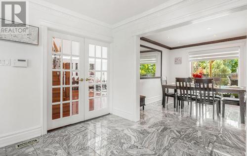 4 Fenton Way, Brampton, ON - Indoor Photo Showing Dining Room