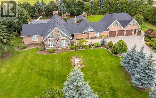 4 Fenton Way, Brampton (Toronto Gore Rural Estate), ON - Outdoor With Facade