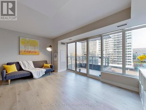 902 - 70 Queens Wharf Road, Toronto (Waterfront Communities), ON - Indoor