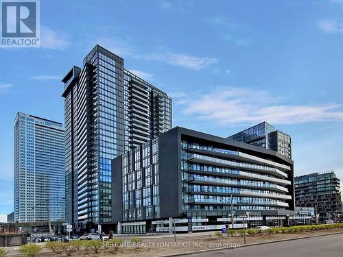 902 - 70 Queens Wharf Road, Toronto (Waterfront Communities), ON - Outdoor With Facade