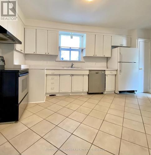 188 Carmichael Avenue, Toronto (Bedford Park-Nortown), ON - Indoor Photo Showing Kitchen