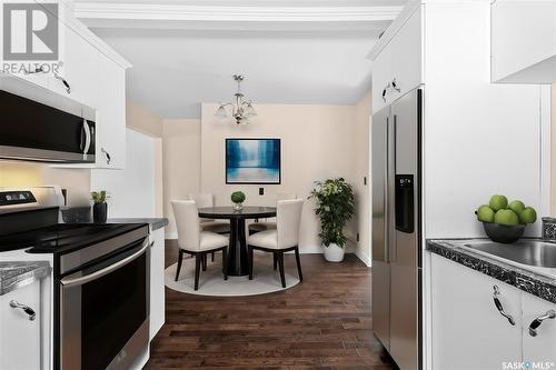 612 9Th Avenue Nw, Moose Jaw, SK - Indoor Photo Showing Kitchen