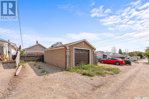 612 9Th Avenue Nw, Moose Jaw, SK - Outdoor