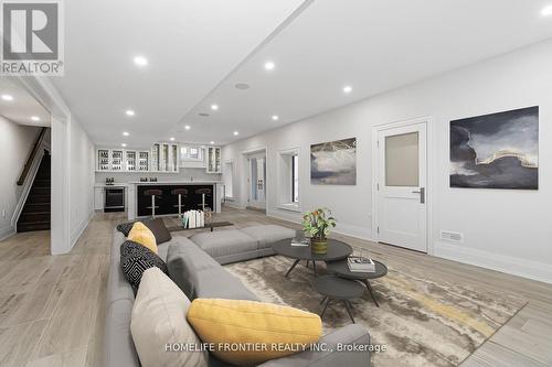 70 Langstaff Road, Richmond Hill (South Richvale), ON - Indoor Photo Showing Living Room