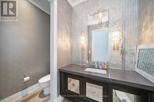 21 Stallions Court, Vaughan, ON - Indoor Photo Showing Bathroom