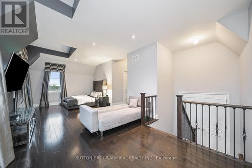 21 Stallions Court, Vaughan, ON - Indoor