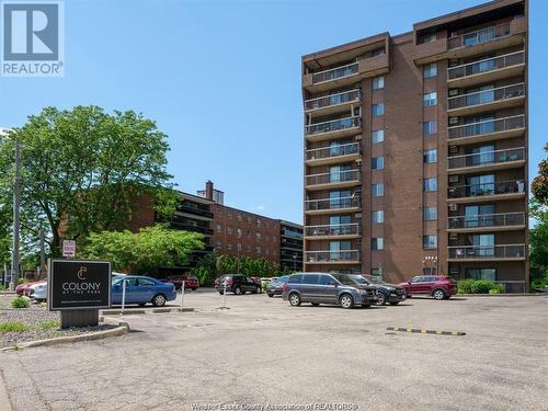 3936 Wyandotte Street Unit# 912, Windsor, ON - Outdoor With Facade