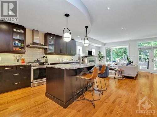 468 Evered Avenue, Ottawa, ON - Indoor Photo Showing Kitchen With Upgraded Kitchen