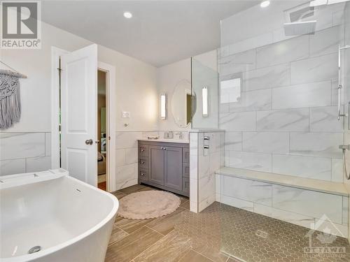 468 Evered Avenue, Ottawa, ON - Indoor Photo Showing Bathroom