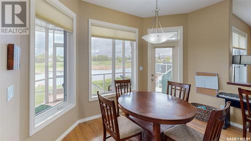 8247 Fairways West Drive, Regina, SK - Indoor Photo Showing Dining Room