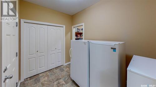 8247 Fairways West Drive, Regina, SK - Indoor