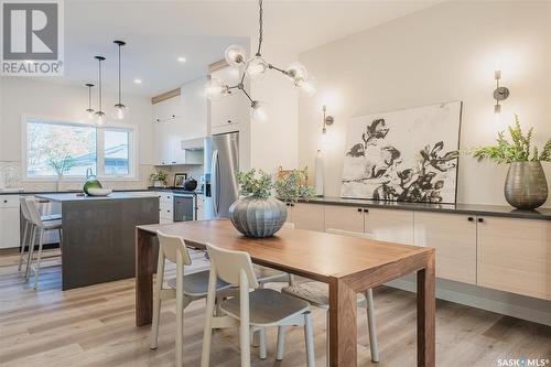 803B 2Nd Street, Saskatoon, SK - Indoor Photo Showing Dining Room