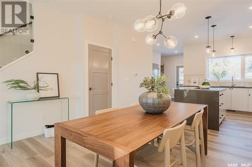 803B 2Nd Street, Saskatoon, SK - Indoor Photo Showing Dining Room