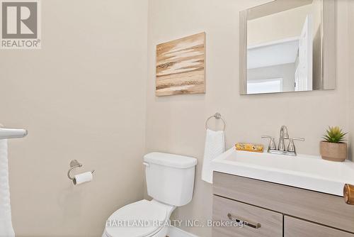 4855 Rathkeale Road, Mississauga, ON - Indoor Photo Showing Bathroom