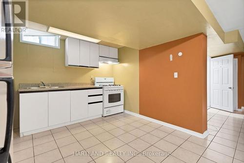 4855 Rathkeale Road, Mississauga, ON - Indoor Photo Showing Kitchen