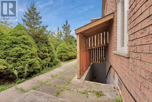 4855 Rathkeale Road, Mississauga, ON - Outdoor