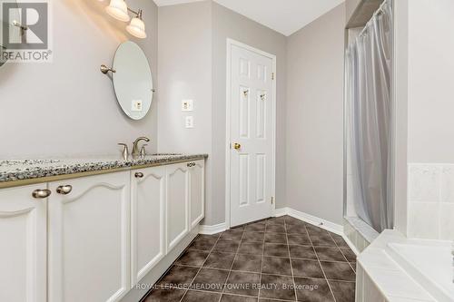 14212 Argyll Road, Halton Hills (Georgetown), ON - Indoor Photo Showing Bathroom