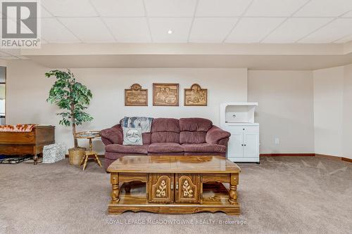 14212 Argyll Road, Halton Hills (Georgetown), ON - Indoor Photo Showing Living Room