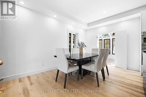 3411 Enniskillen Circle N, Mississauga, ON - Indoor Photo Showing Dining Room