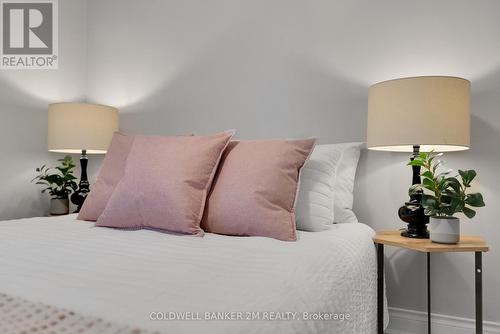 705 Athol Street, Whitby (Downtown Whitby), ON - Indoor Photo Showing Bedroom