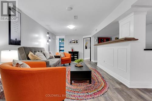 705 Athol Street, Whitby (Downtown Whitby), ON - Indoor Photo Showing Living Room