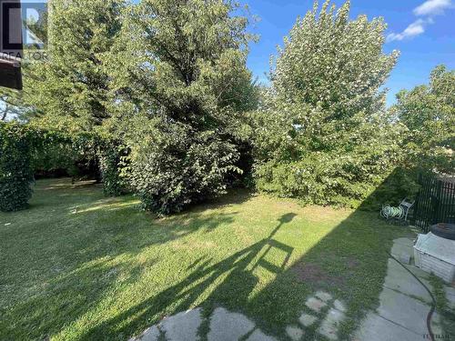 27 Tenth Ave, Englehart, ON - Outdoor