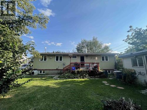 27 Tenth Ave, Englehart, ON - Outdoor