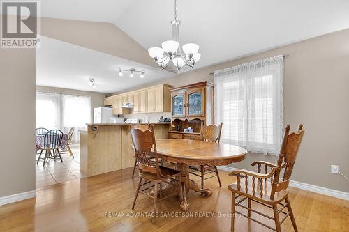 1674 Seymour Crescent, London, ON - Indoor Photo Showing Dining Room