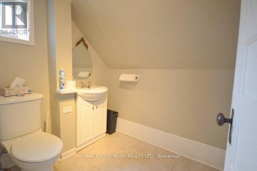 279 Bloor Street E, Oshawa (Lakeview), ON - Indoor Photo Showing Bathroom