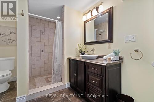 46 O'Reilly Lane, Kawartha Lakes (Little Britain), ON - Indoor Photo Showing Bathroom