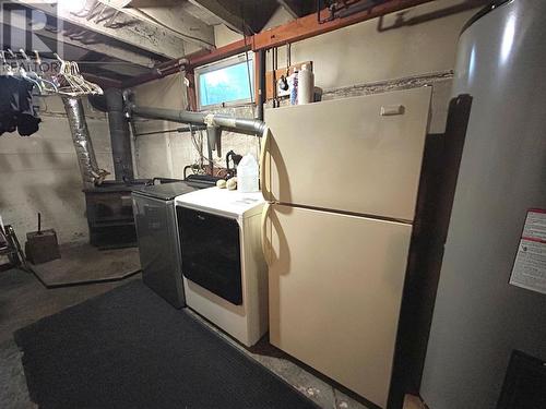 2153A Georgia Street, Rossland, BC - Indoor Photo Showing Laundry Room