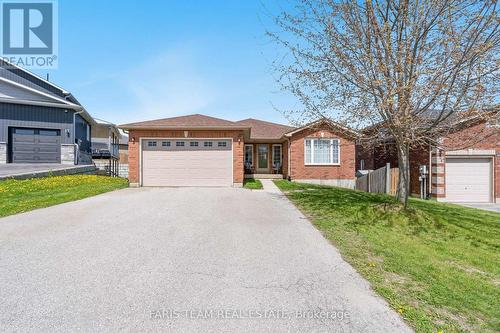 4 Marjoy Avenue, Barrie (400 North), ON - Outdoor With Facade