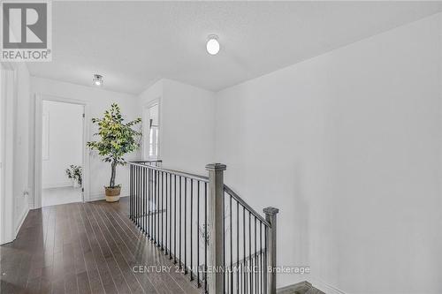 33 Autumn Drive, Wasaga Beach, ON - Indoor Photo Showing Other Room