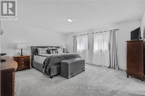 33 Autumn Drive, Wasaga Beach, ON - Indoor Photo Showing Bedroom