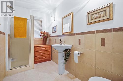 740 Dew Drop Road, Sudbury, ON - Indoor Photo Showing Bathroom