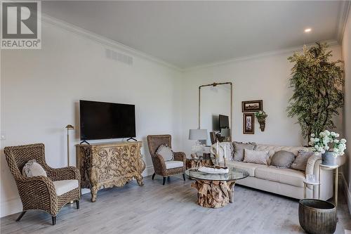 70 Hazelton Drive, Sudbury, ON - Indoor Photo Showing Living Room