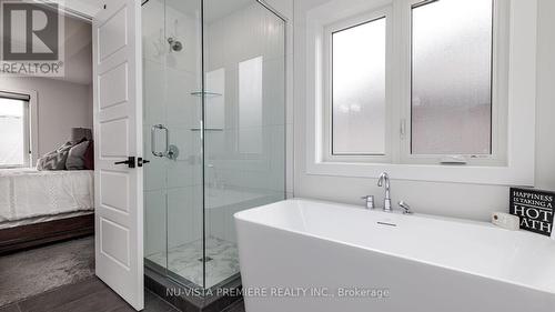 4079 Sugarmaple Crossing, London, ON - Indoor Photo Showing Bathroom