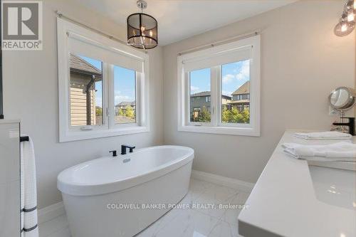 1056 Trailsway Avenue, London, ON - Indoor Photo Showing Bathroom