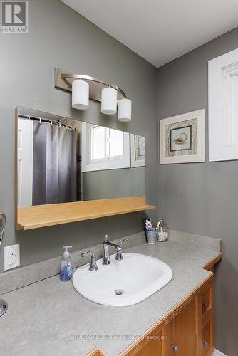 30 Butler Drive, St. Thomas, ON - Indoor Photo Showing Bathroom