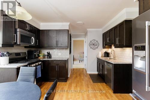 30 Butler Drive, St. Thomas, ON - Indoor Photo Showing Kitchen